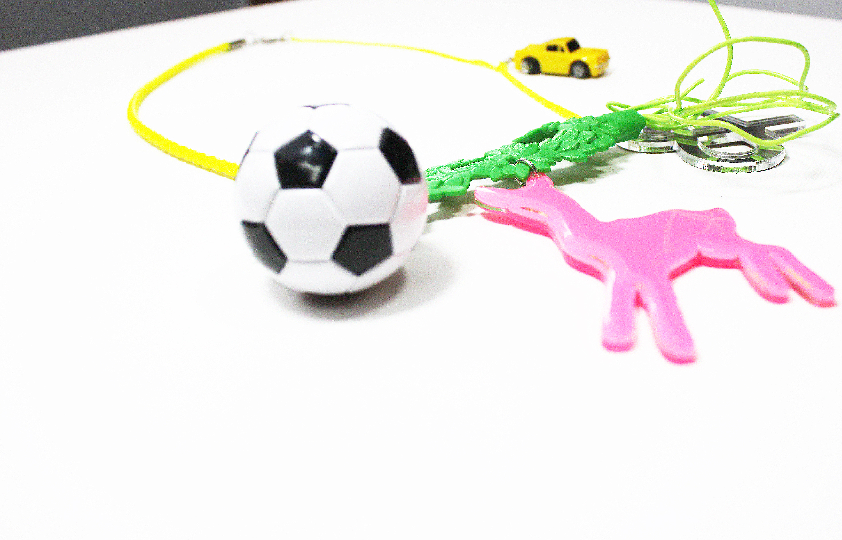 shall we play with- Detail-01